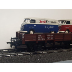 Houder om beide 3rail busjes op de wagon te plaatsen